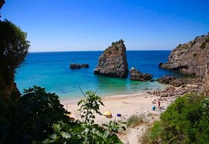Beach - Sesimbra Sea Apartment 750m Shared Pool & Beach (Sesimbra)