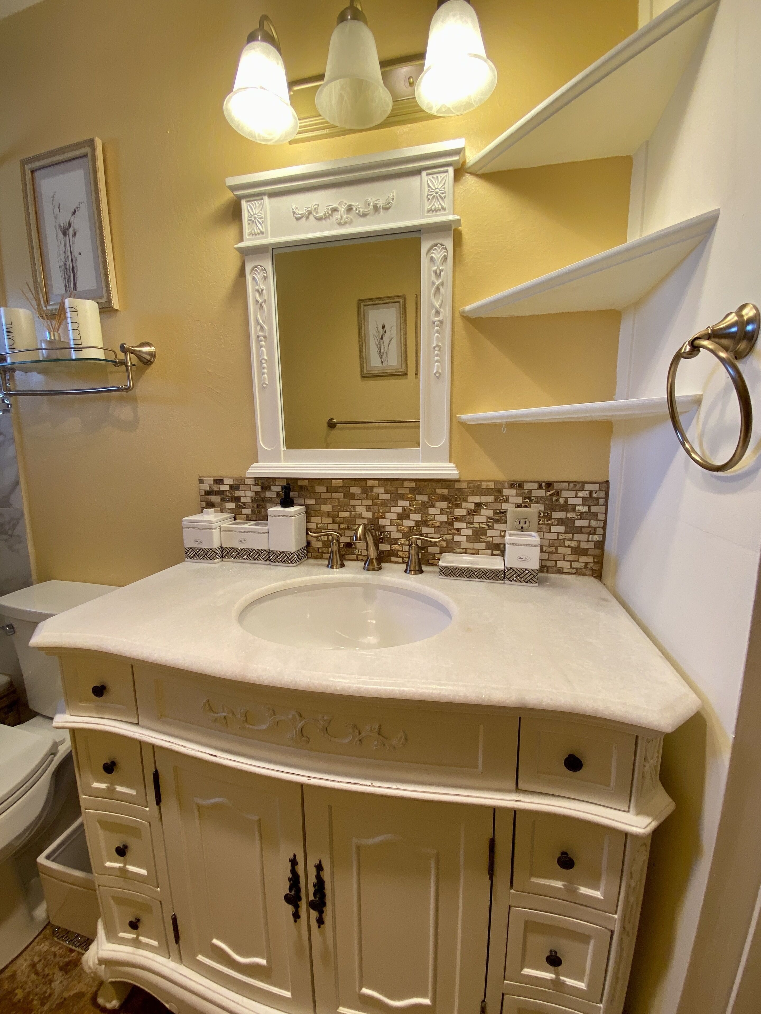 2 bedroom house with a 500 sf private dock with swimming ladder, Finnish sauna