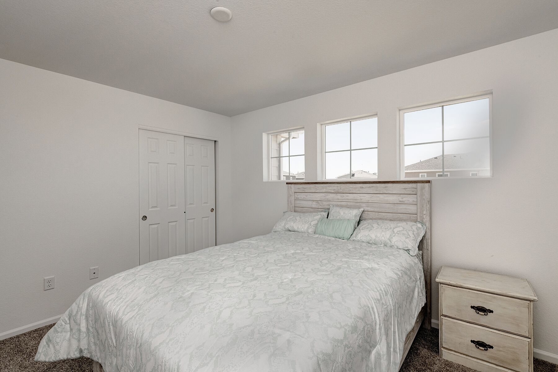 A single-family house in a beautiful and serene neighborhood 