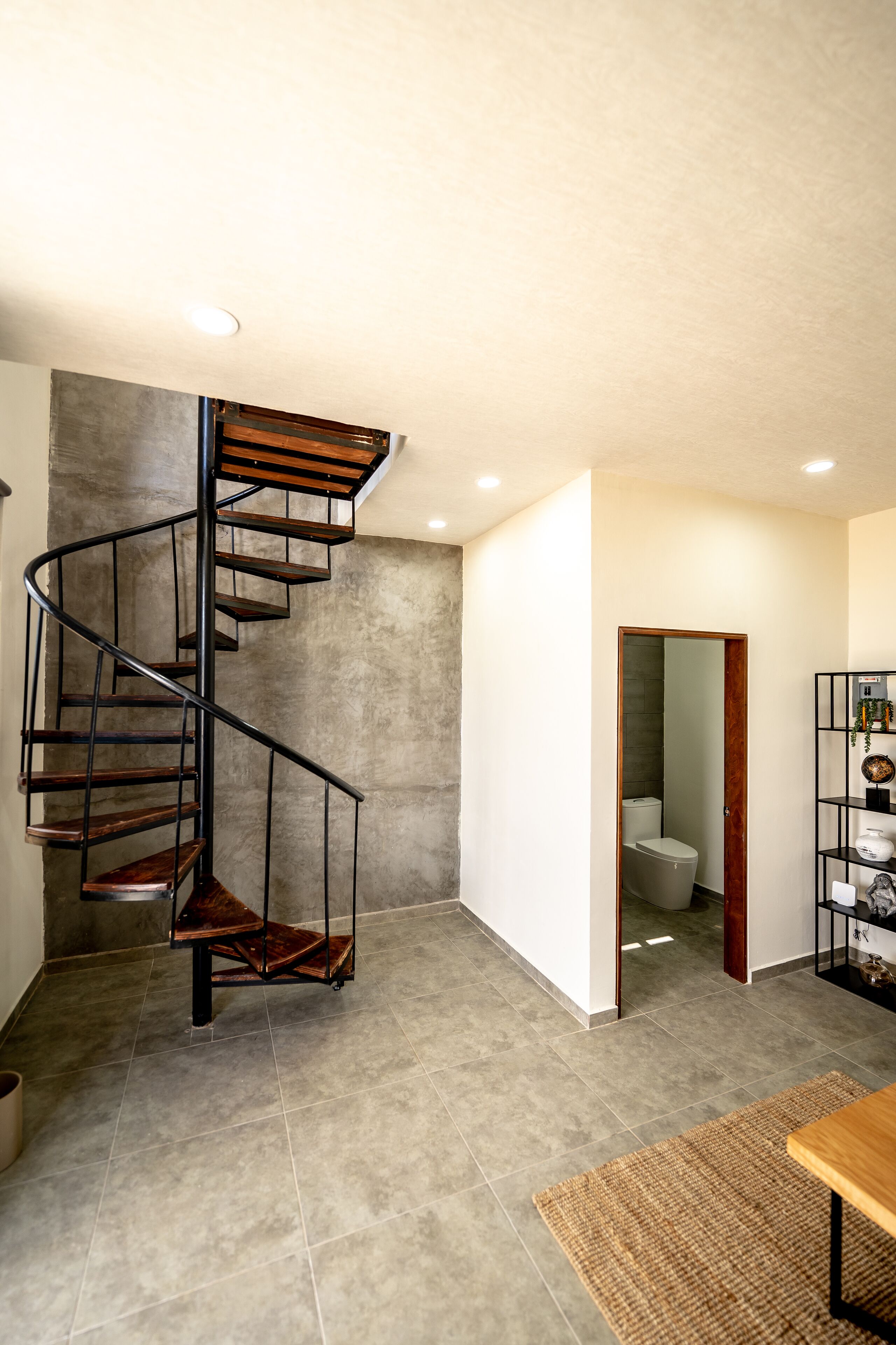 Premium Room, Valley View | Living area | 43-inch TV with digital channels