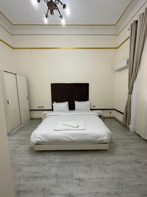 Minibar, caja de seguridad en la habitación y sistema de insonorización 