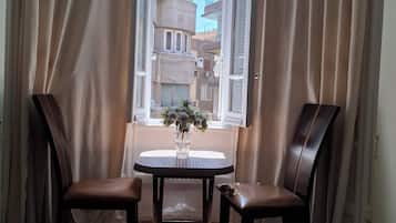 Deluxe Double or Twin Room | Minibar, in-room safe, soundproofing, iron/ironing board