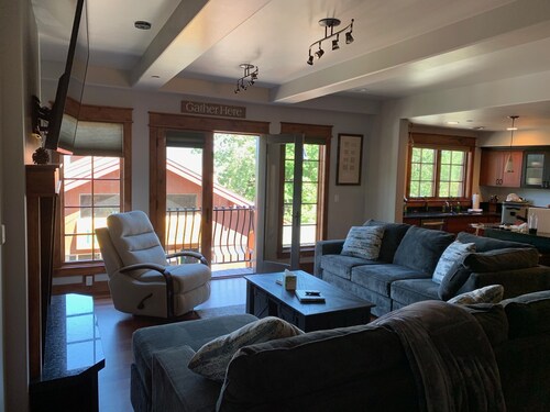 Lakeview Condo Available for Winter Skiing