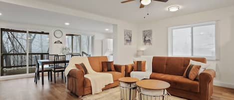 TV connectée, cheminée