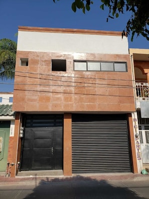 Front of property - Hostal Purísima (Purísima del Rincón)