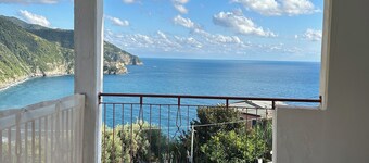 Madüneta 5 Terre Guesthouse