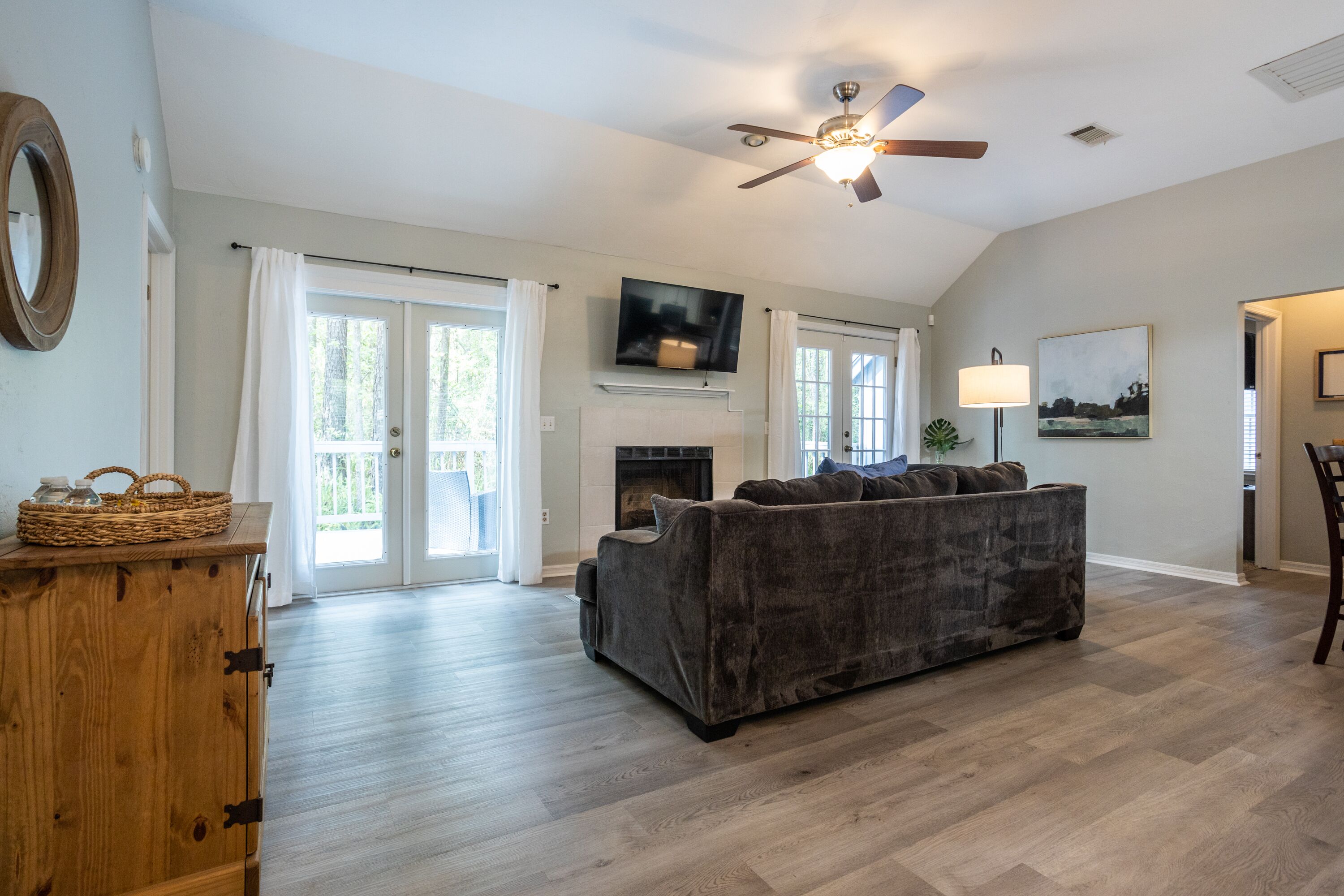 Charming Haile Cottage in Wooded Nature Setting