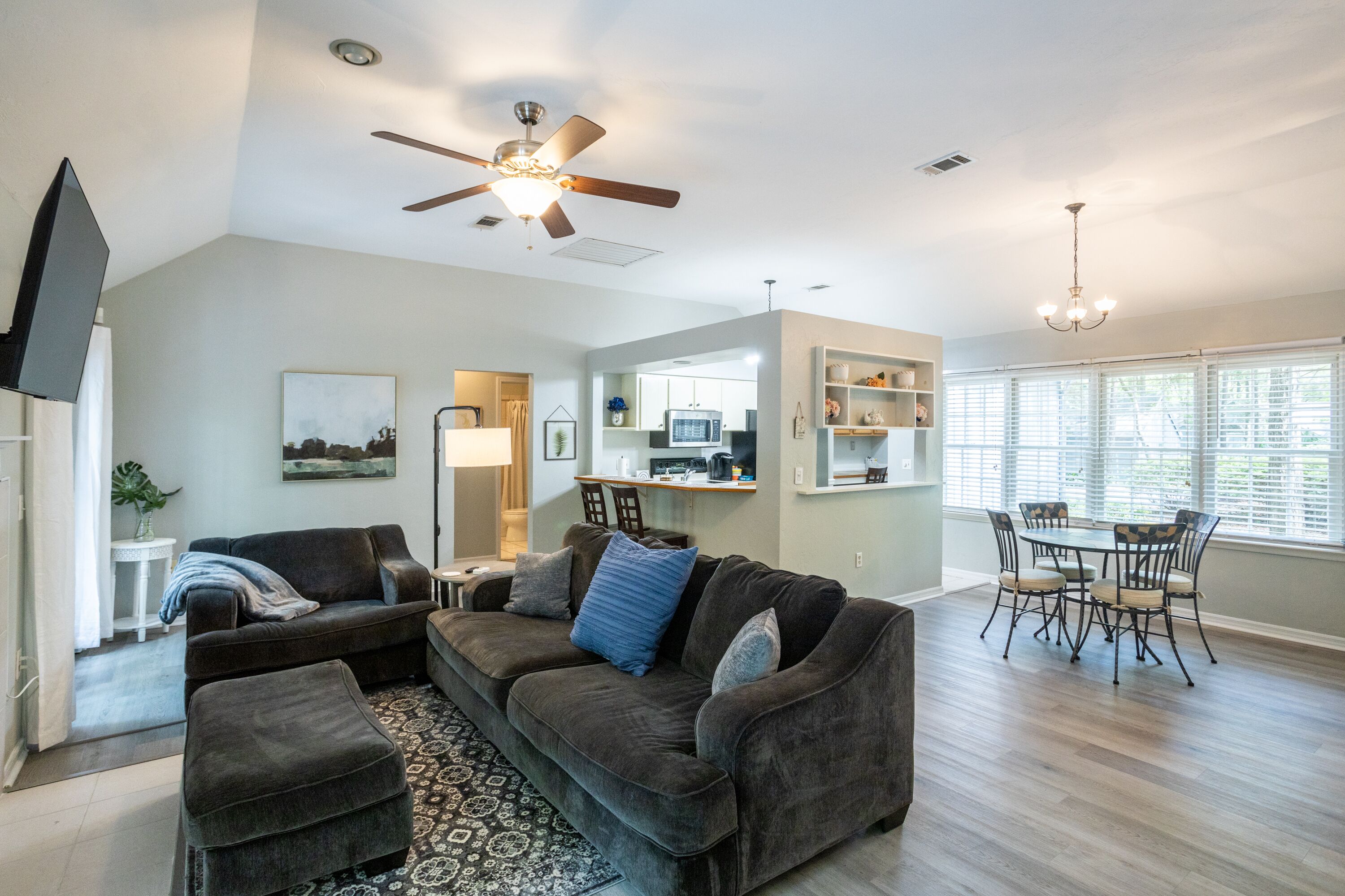 Charming Haile Cottage in Wooded Nature Setting