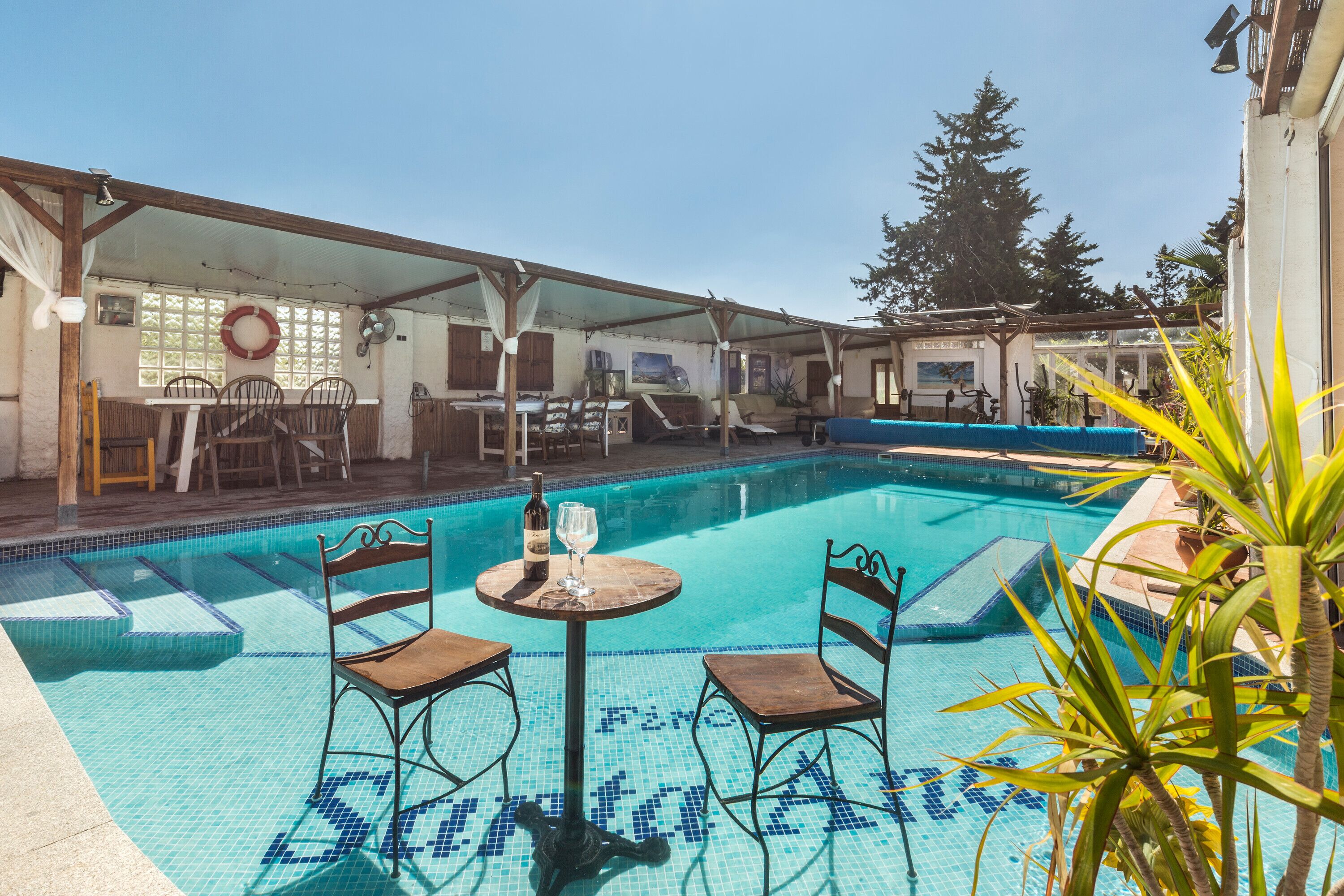 Country House "Santa Ana Mini Resort" with Mountain View, Shared Pool & Wi-Fi