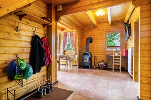 Interior - Holiday Home 'Ferienblockhaus Glocker - Hof' with Terrace, Garden & Wi-Fi (Leibertingen)