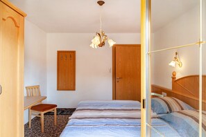 2 habitaciones, wifi gratis y ropa de cama 