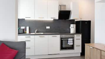 Kühlschrank, Ofen, Herdplatte, Geschirrspüler