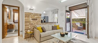 Holiday Home "Ca' Alessandra" with Private Terrace and Air Conditioning