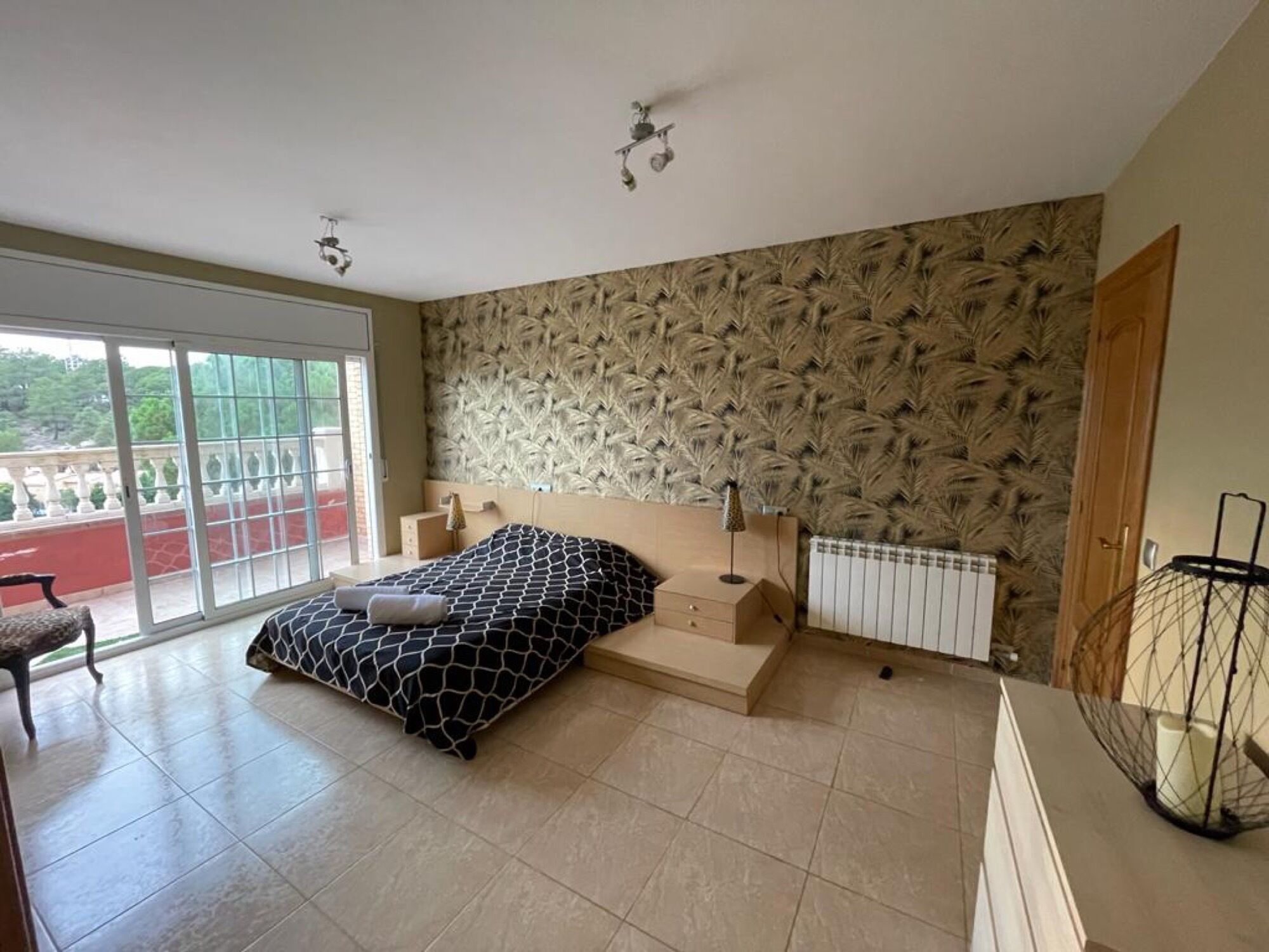 4 bedrooms, free WiFi, bed sheets