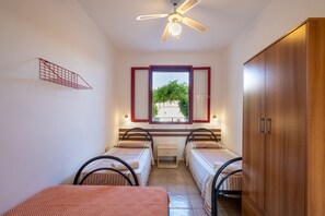 2 camere, ferro/asse da stiro