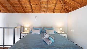 2 makuuhuonetta, silitysrauta/-lauta, ilmainen Wi-Fi