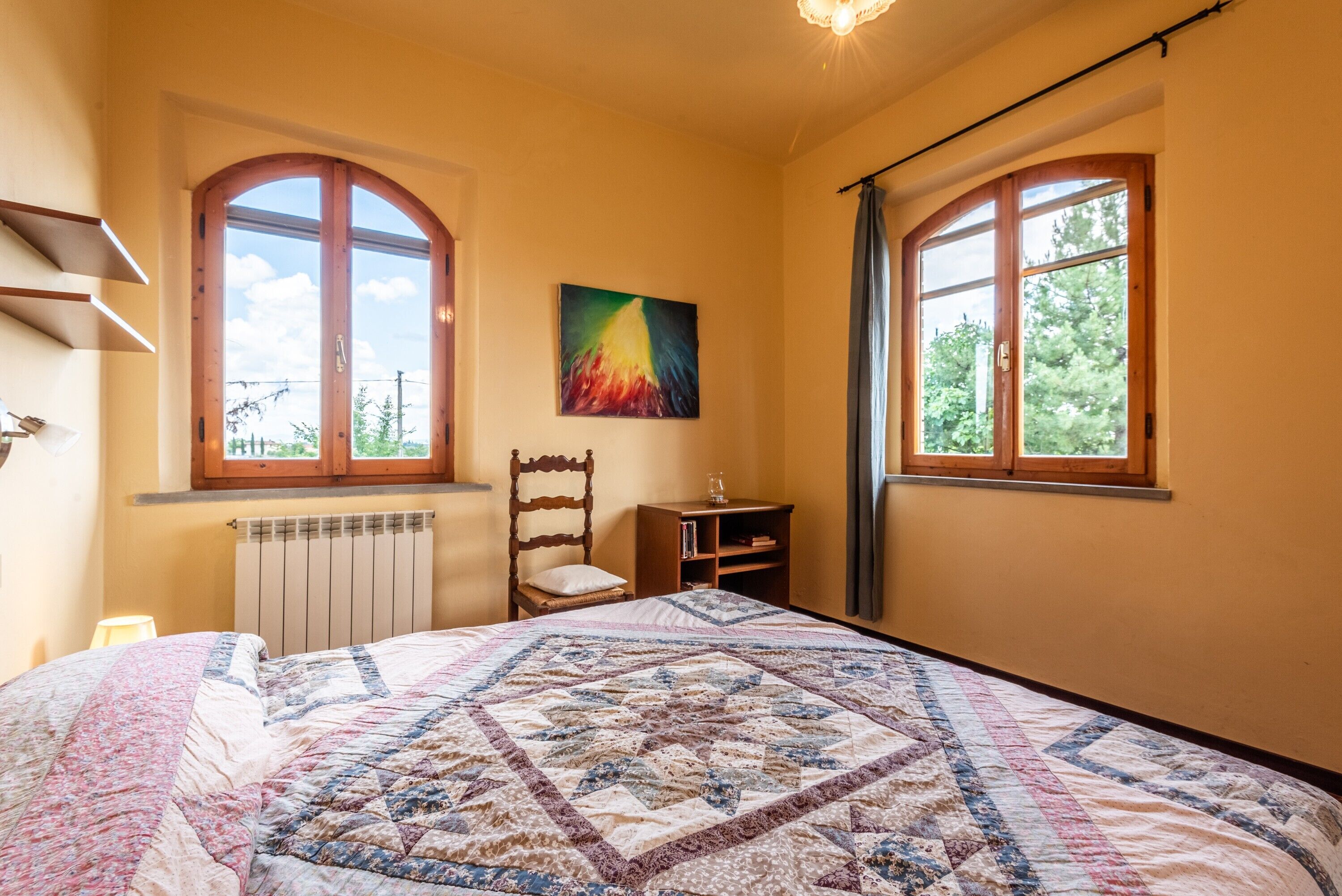 2 slaapkamers, een strijkplank/strijkijzer, gratis wifi, beddengoed