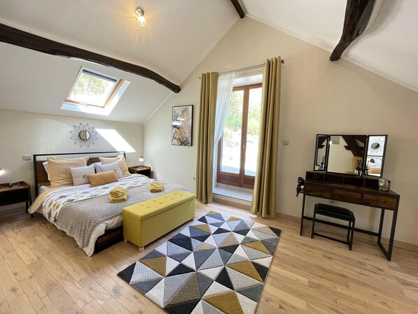 2 chambres, fer et planche à repasser, Wi-Fi, literie fournie