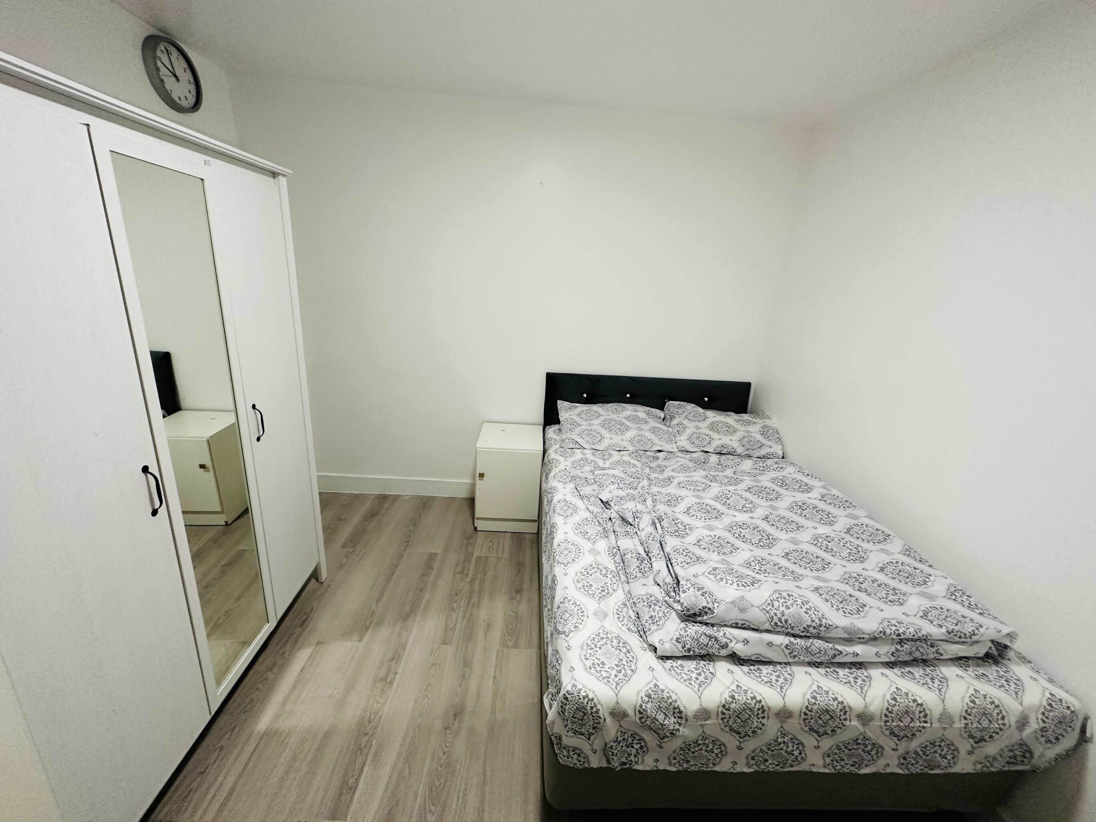 Immaculate 1-Bed Apartment in Harrow