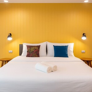 5 bedrooms, desk, iron/ironing board, free WiFi