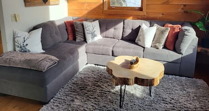 Chalet Laperle with spa on mountain