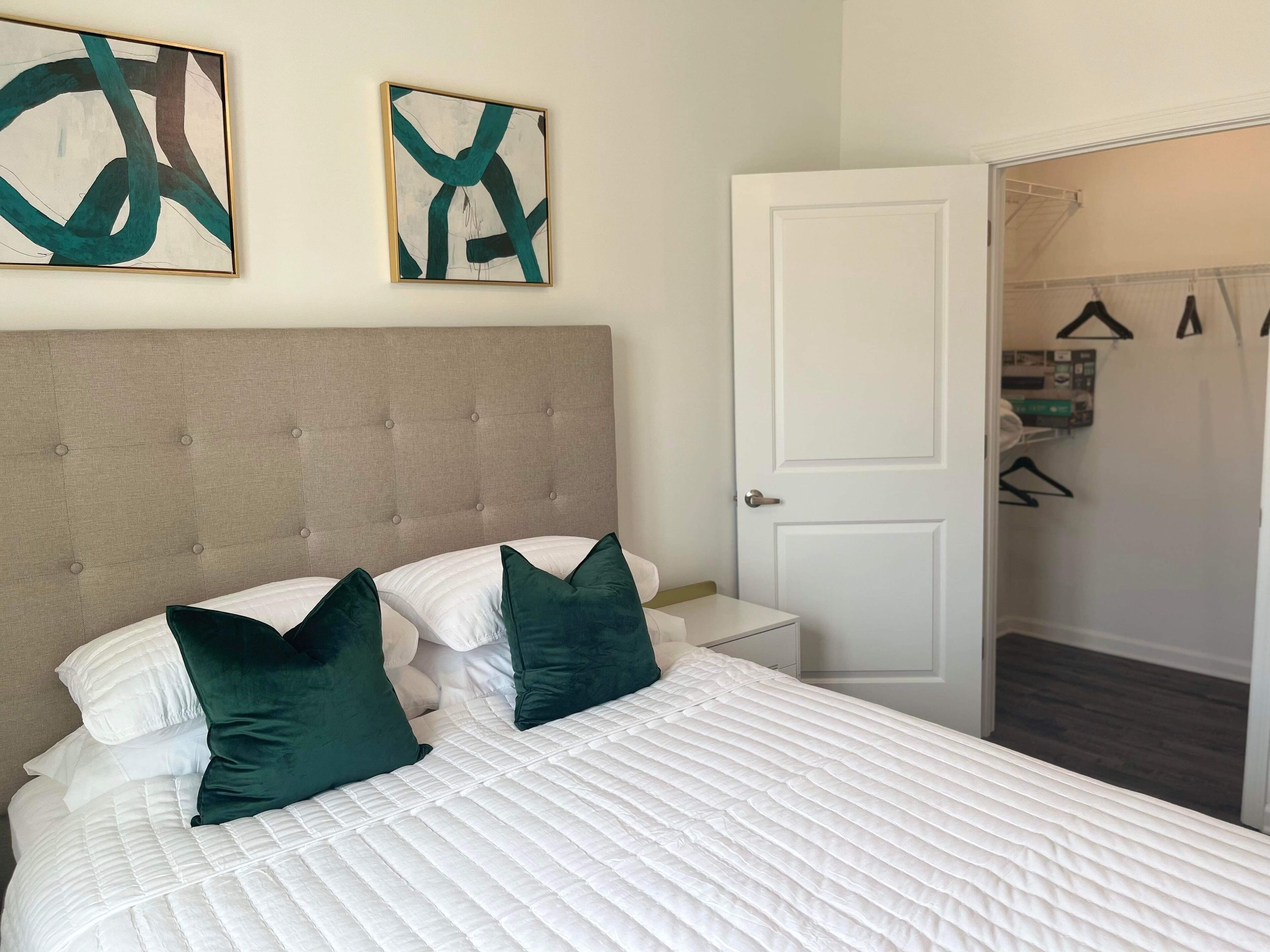 Lakeview Escape to The Exchange