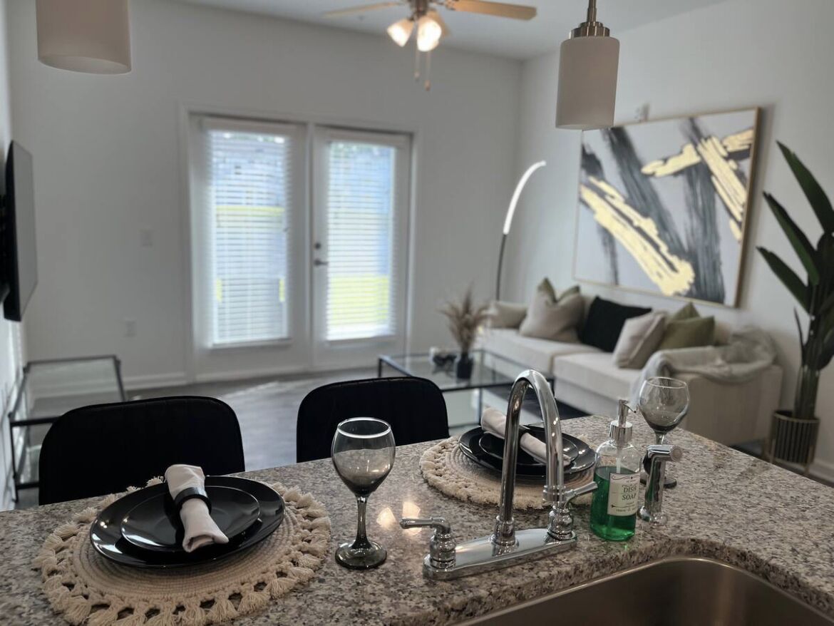 Lakeview Escape to The Exchange