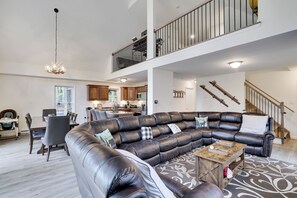 TV, peis, DVD-spiller og fotballspill