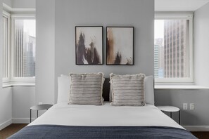 1 bedroom, iron/ironing board, WiFi, bed sheets - Dreamy Midtown 1BR w/ Doorman, Gym & W/D, nr Rock Center, by Blueground (Midtown)