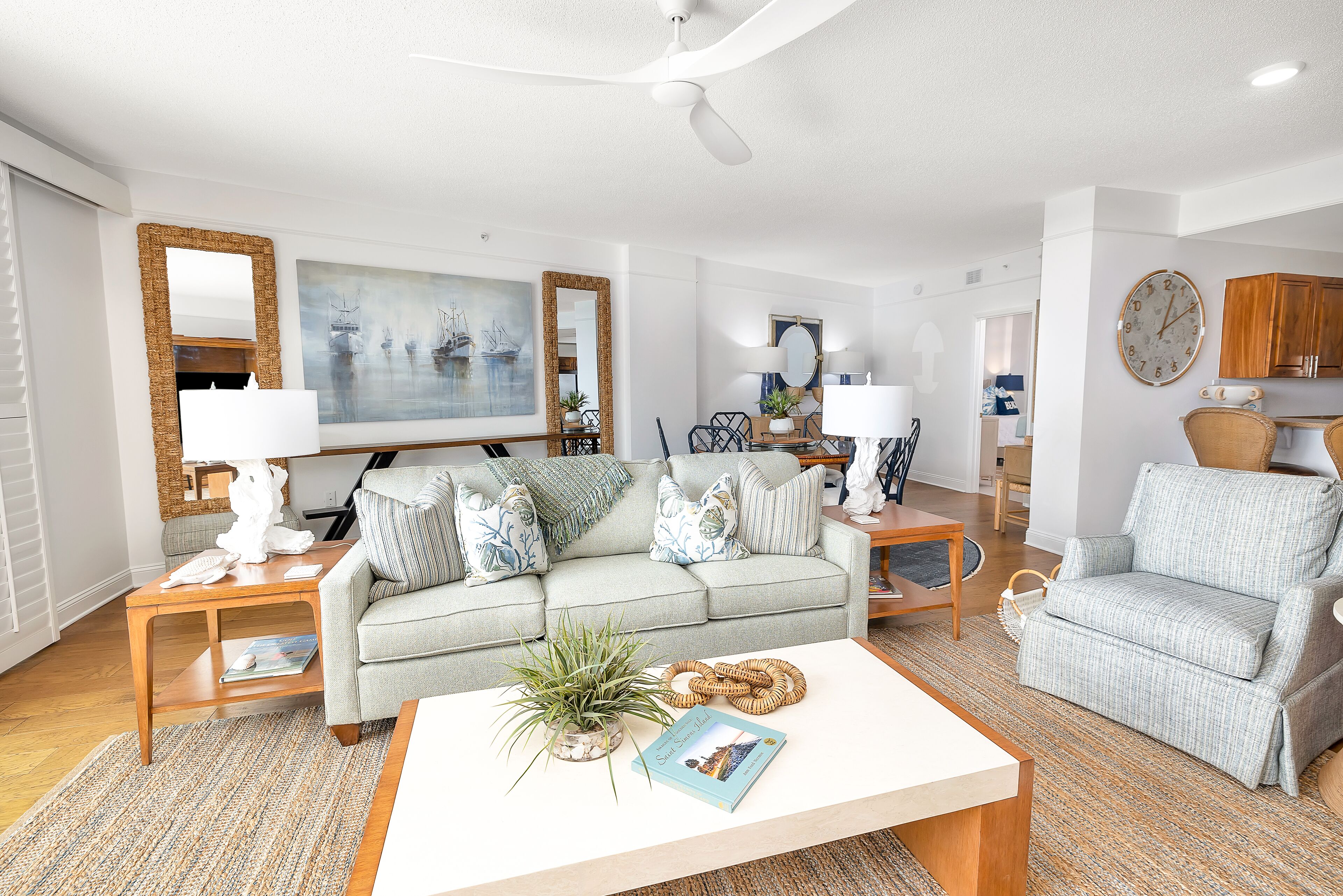 Oceanfront Complex, St Simons Grand. Pool, Hot tub, Private Beach Access