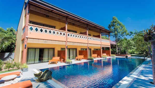 2 outdoor pools - Baan Suan Villas Resort (Chalong)