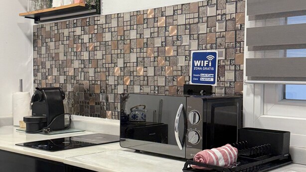 Private kitchen - Apartment's independent Golum (Mairena del Aljarafe)