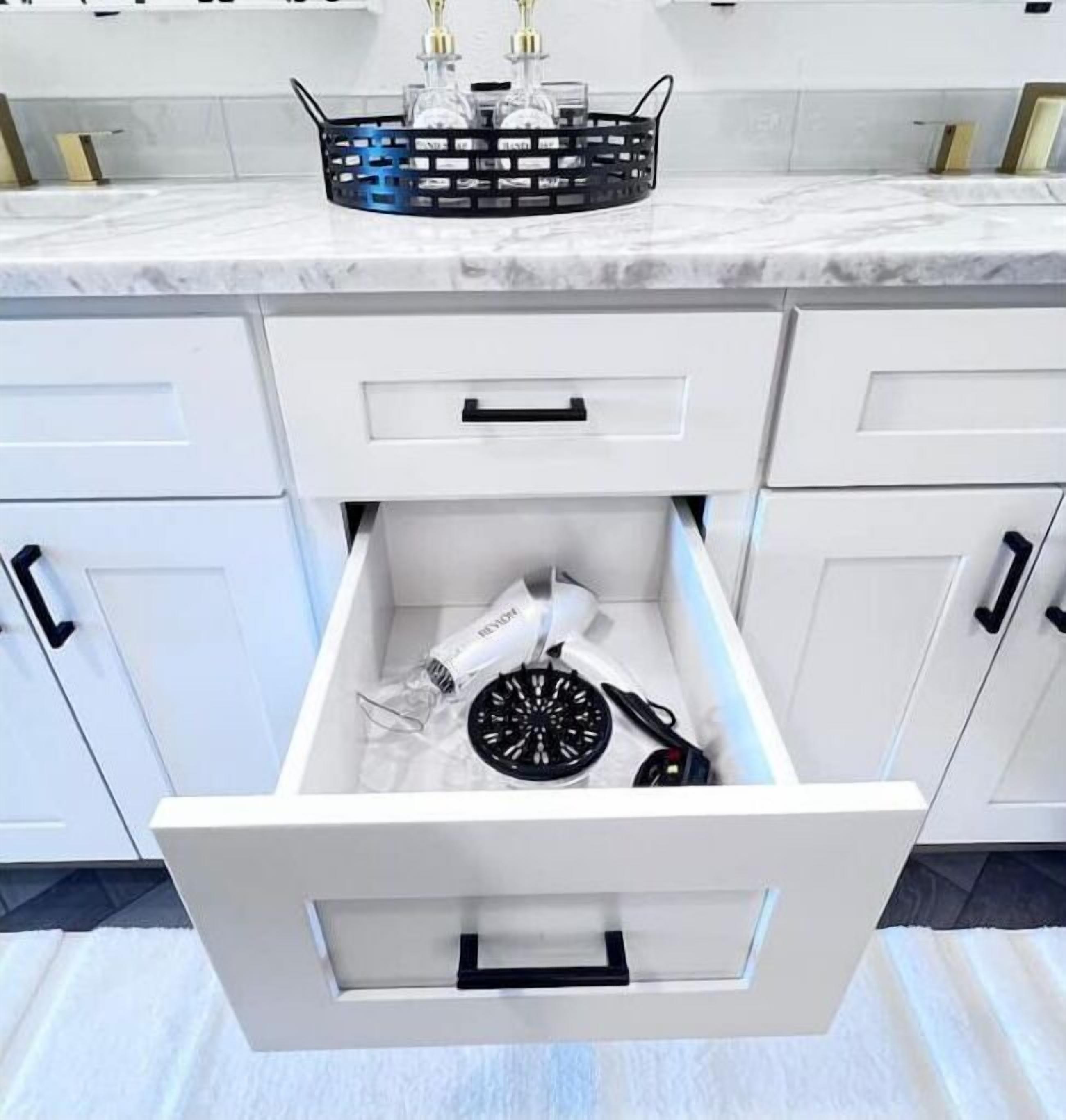 Art Deco Lakefront Retreat