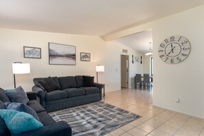 Smart TV - Home in Sierra Vista.  (Sierra Vista)