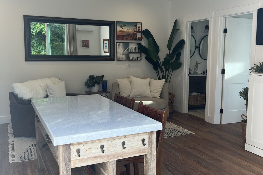 Keiki Guest House centrally located in Leucadia