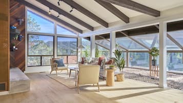 Smart TV, fireplace, foosball, table tennis