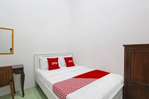 Espace de travail pour ordinateur portable, Wi-Fi gratuit, draps fournis