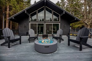 Terrace/patio - Finger Lakes Escape • FLX Chalet + Private Pond (Branchport)