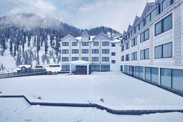Exterior - Radisson Hotel Sonamarg (Gund)