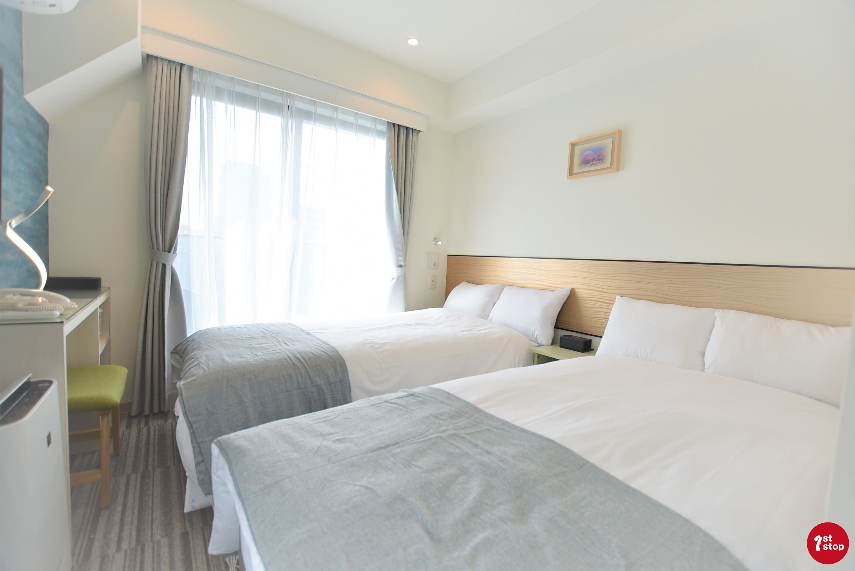 In-room safe, soundproofing, free WiFi