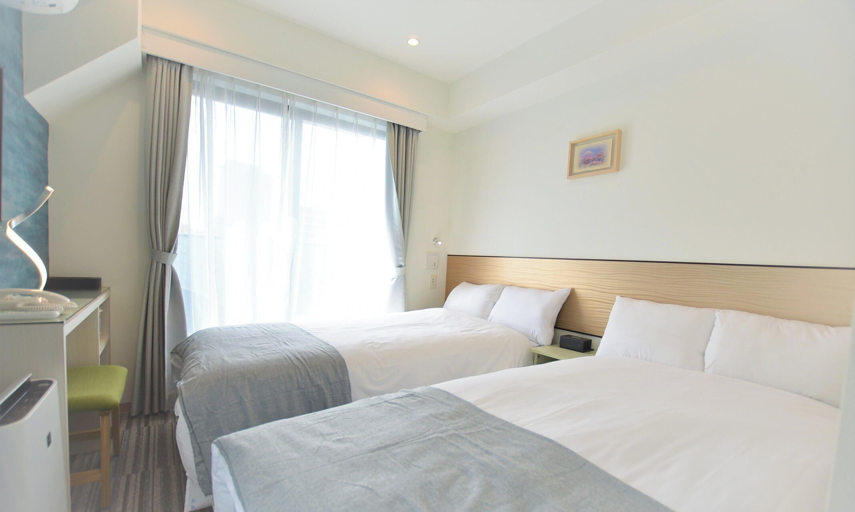 In-room safe, soundproofing, free WiFi