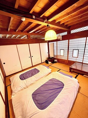 7 Schlafzimmer, Schreibtisch, Bügeleisen/Bügelbrett, kostenloses WLAN