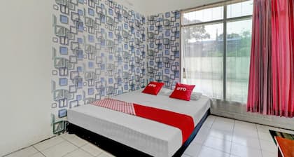 Hotel O Pondok 23
