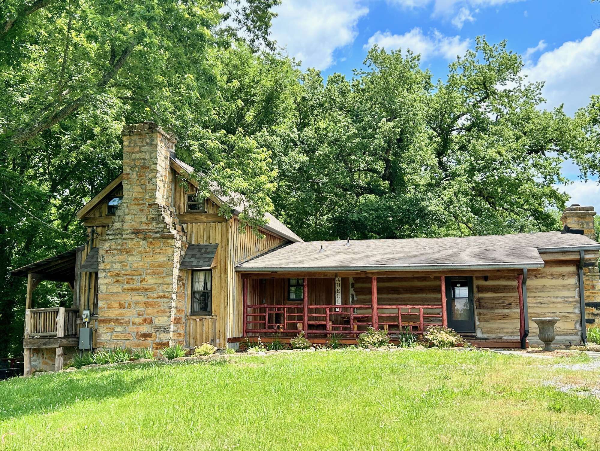 Historic Creekside Cabin at Arrington Reserve