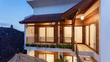 Kamar Double Khas | Pemandangan balkon