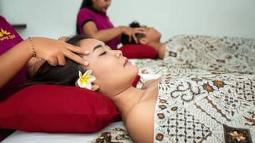 Trattamenti per il corpo, aromaterapia, massaggi con le pietre calde