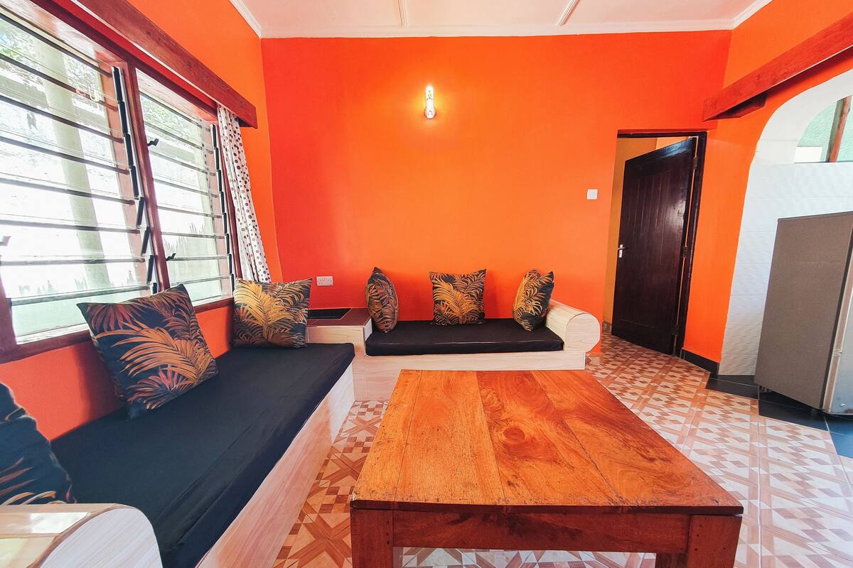 Cottage (1) | Living area
