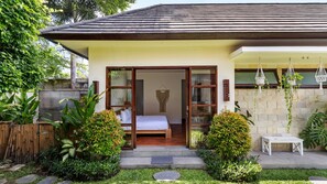 Exterior - Perfect 2BR Villa W/ Pool & Garden, Bali Villa 2231 (Canggu)