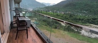 Raja Ji Hotels