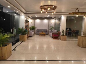 Reception - Raja Ji Hotels (Dunda)